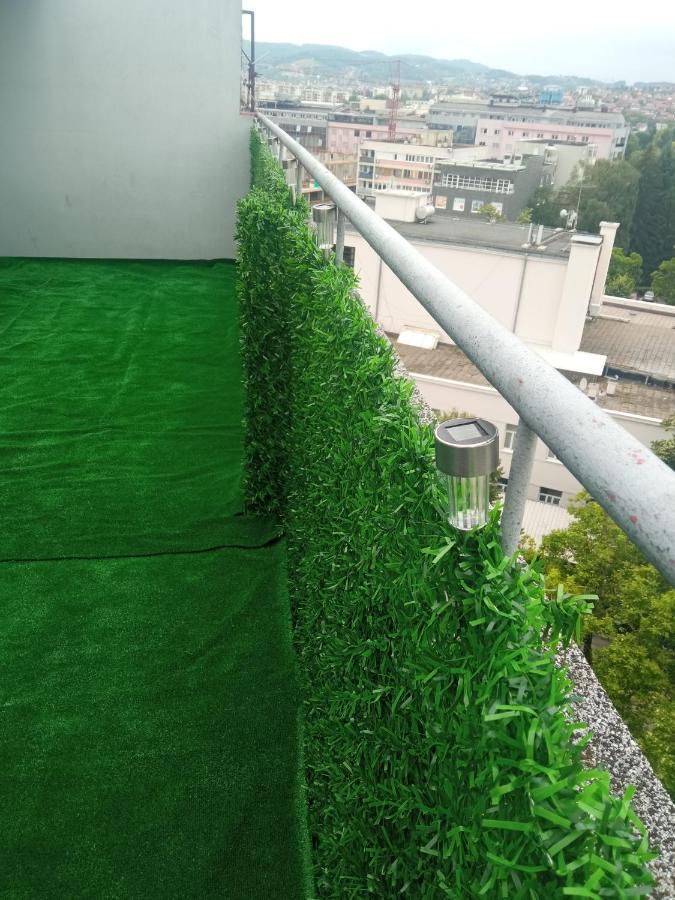 Apartman Penthaus U Strogom Centru Banja Luke Banja Luka Ngoại thất bức ảnh